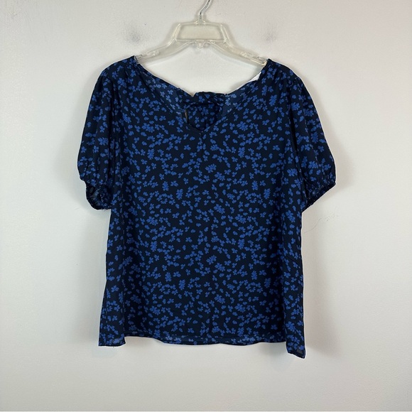Lush | Black and Blue Floral Tie Back Blouse Size Large NWT - Picture 1 of 8